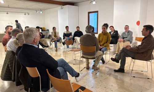 b6651fd3-b18c-481c-b416-8826ab1026a1